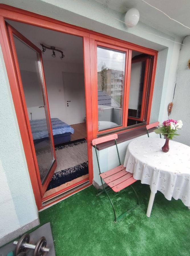 Cozy Room With A Balcony Saraievo Exterior foto